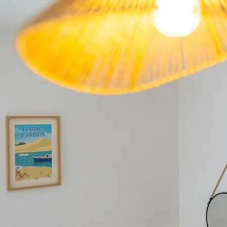Bright With Terrace And Parking Daire *