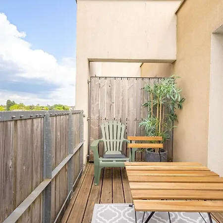 Bright With Terrace And Parking Appartamento