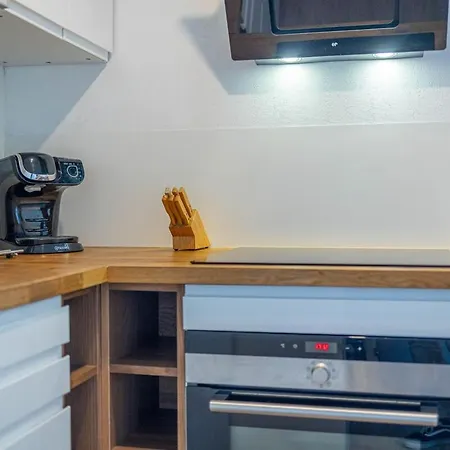 Bright With Terrace And Parking * Mérignac