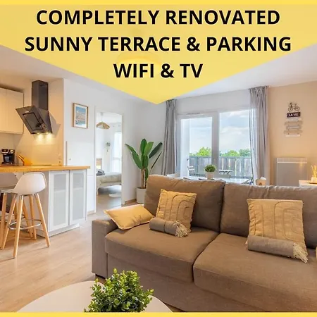 Bright With Terrace And Parking Daire